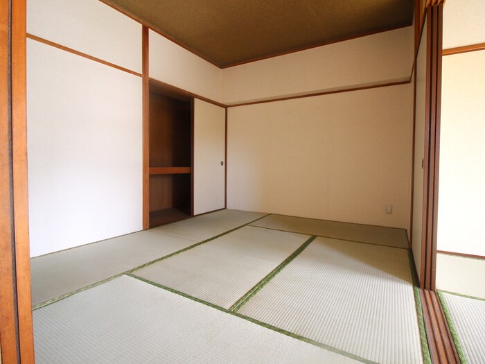 物件内観写真19　(居室)