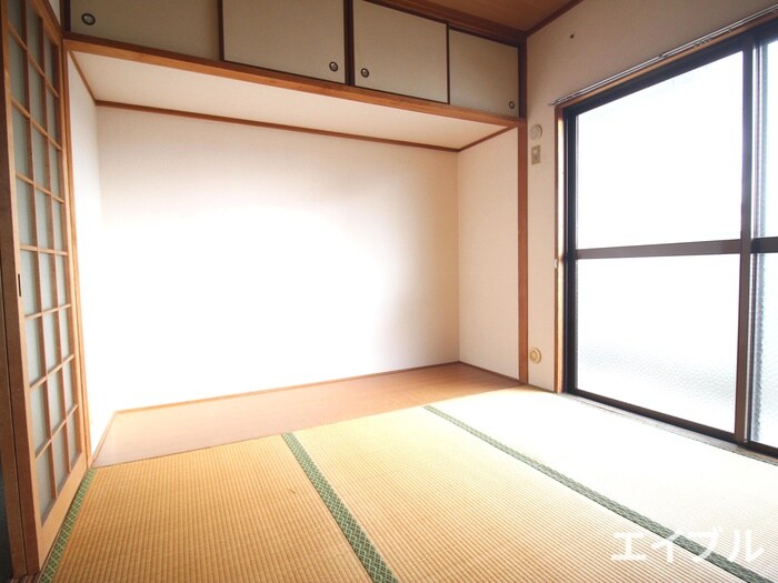 物件内観写真8　(居室)