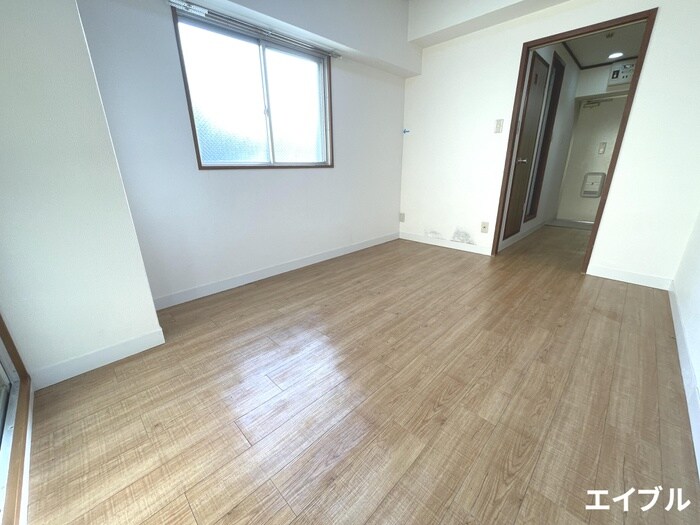 物件内観写真9　(居室)