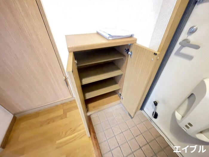 物件内観写真14　(靴箱)