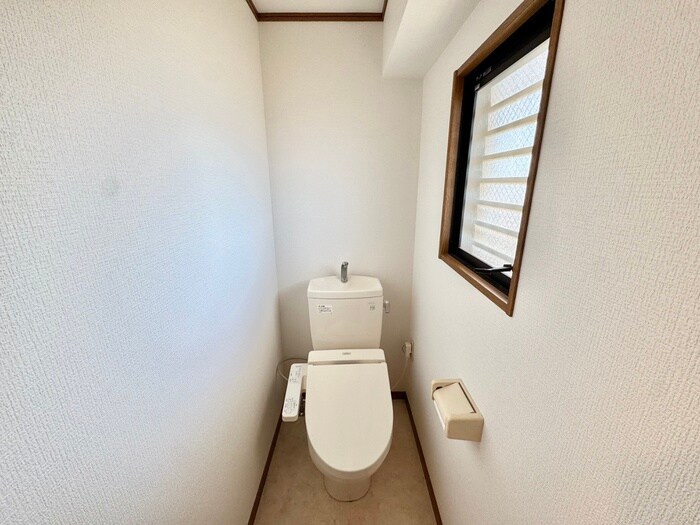 物件内観写真11　(トイレ)