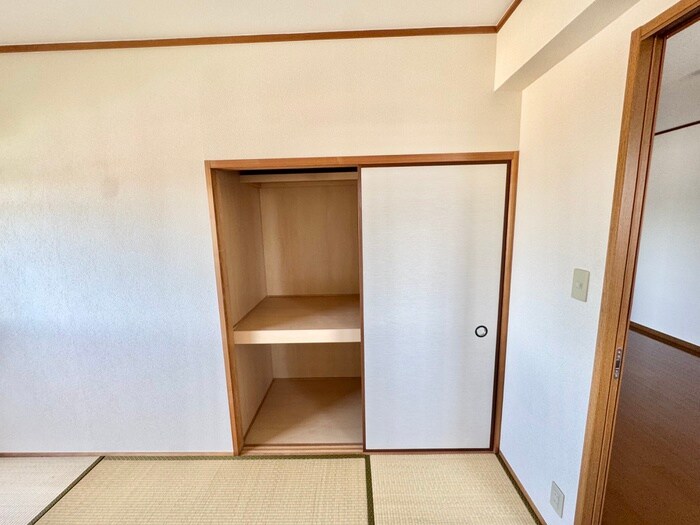 物件内観写真13　(収納)
