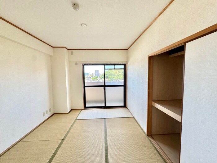 物件内観写真18　(居室)