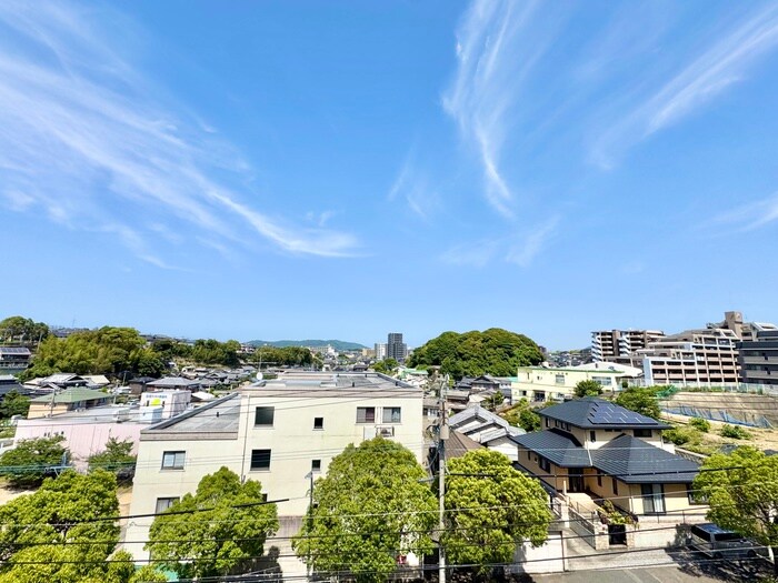 物件内観写真19　(室内からの展望)