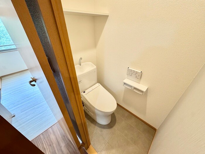 物件内観写真7　(トイレ)