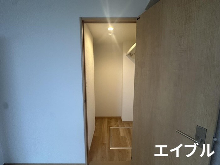物件内観写真6　(収納)