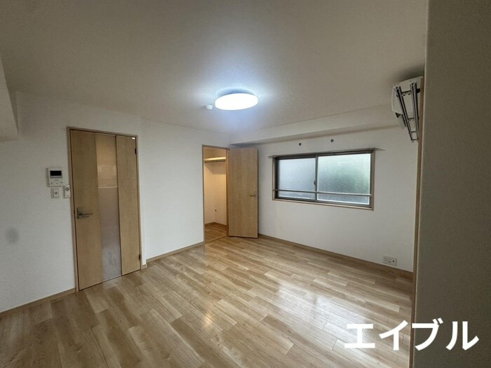 物件内観写真13　(居室)