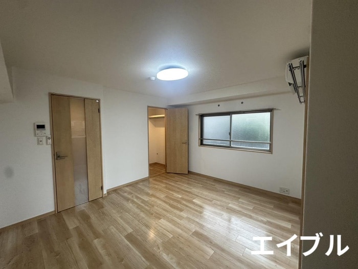 物件内観写真13　(居室)