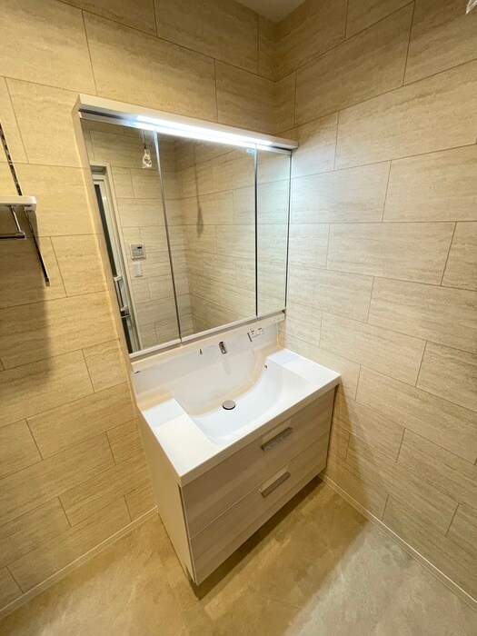 物件内観写真12　(洗面)