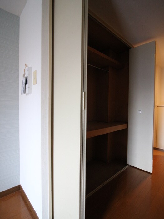 物件内観写真11　(収納)