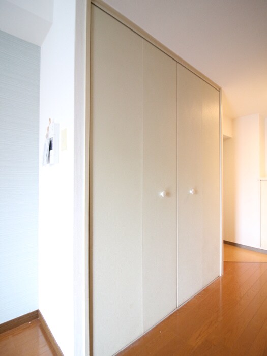 物件内観写真12　(収納)