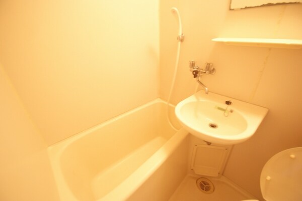 バス／シャワールーム等