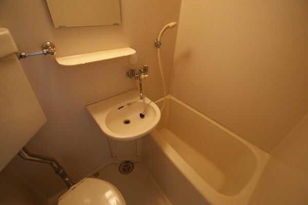 バス／シャワールーム等