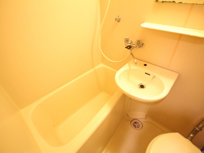 物件内観写真13　(バス／シャワールーム等)