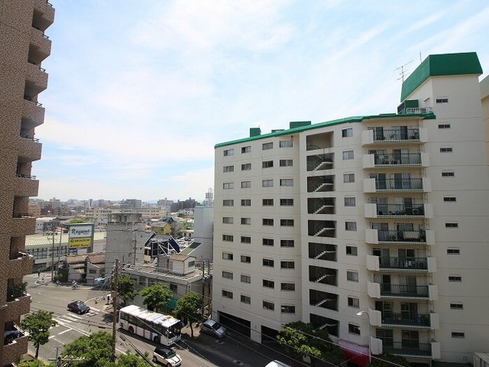 物件内観写真14　(室内からの展望)