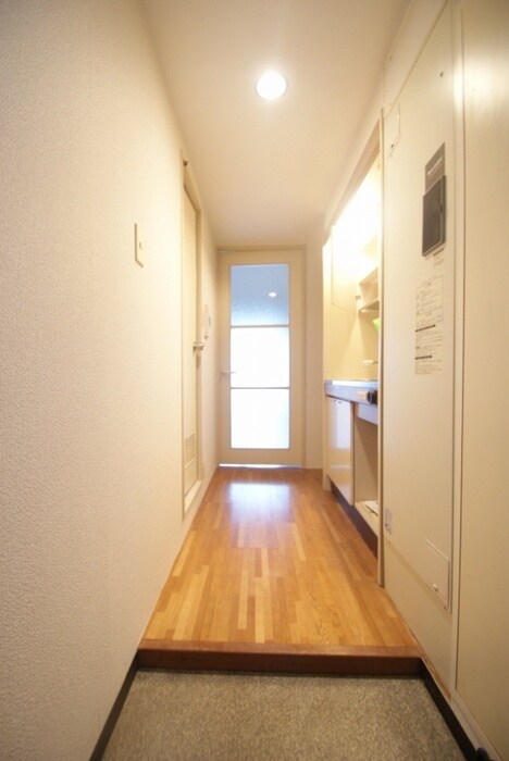 物件内観写真20　(廊下)