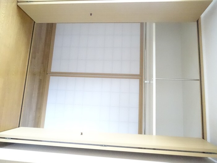 物件内観写真8　(収納)