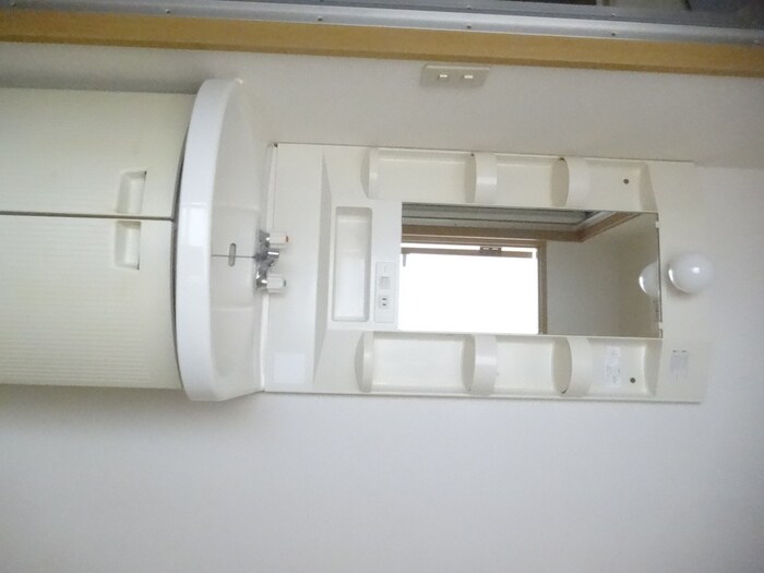 物件内観写真11　(洗面)