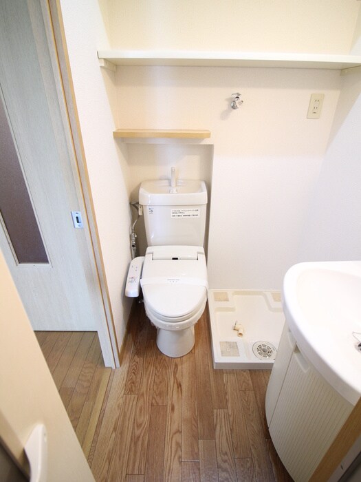 物件内観写真14　(トイレ)