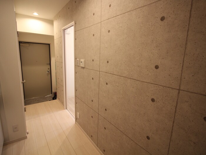 物件内観写真11　(廊下)