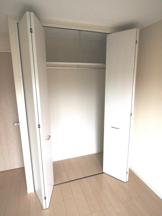 物件内観写真7　(収納)