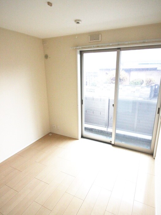 物件内観写真12　(収納)