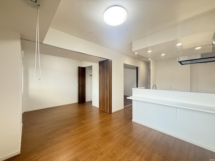 物件内観写真3　(居室)