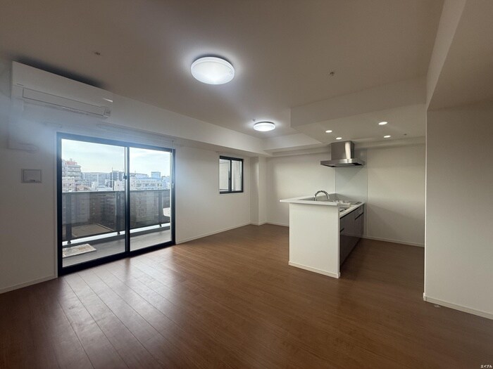 物件内観写真3　(居室)