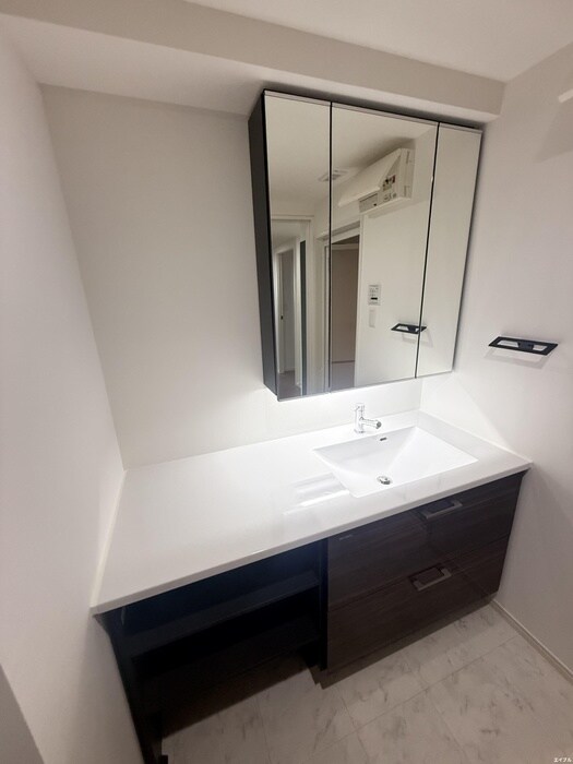 物件内観写真13　(洗面)