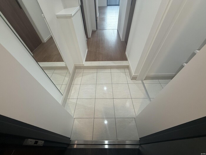 物件内観写真14　(玄関)