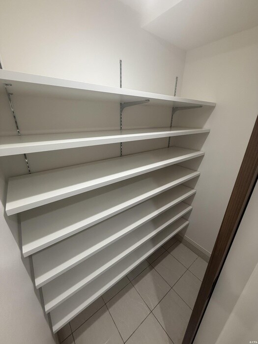 物件内観写真15　(靴箱)