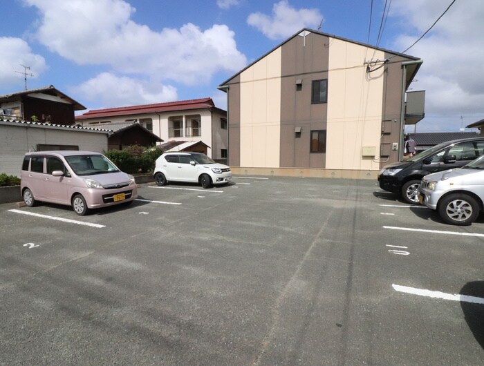 セジュ－ル南風の駐車場