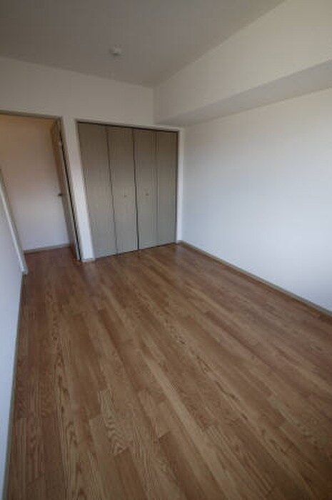 物件内観写真12　(居室)