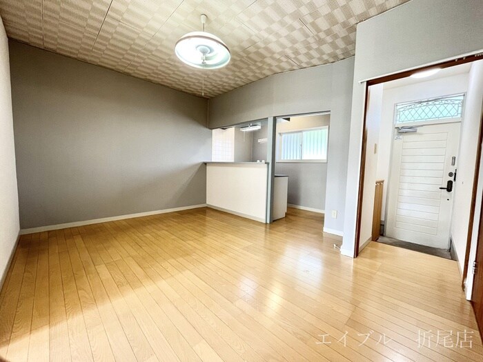 物件内観写真4　(居室)