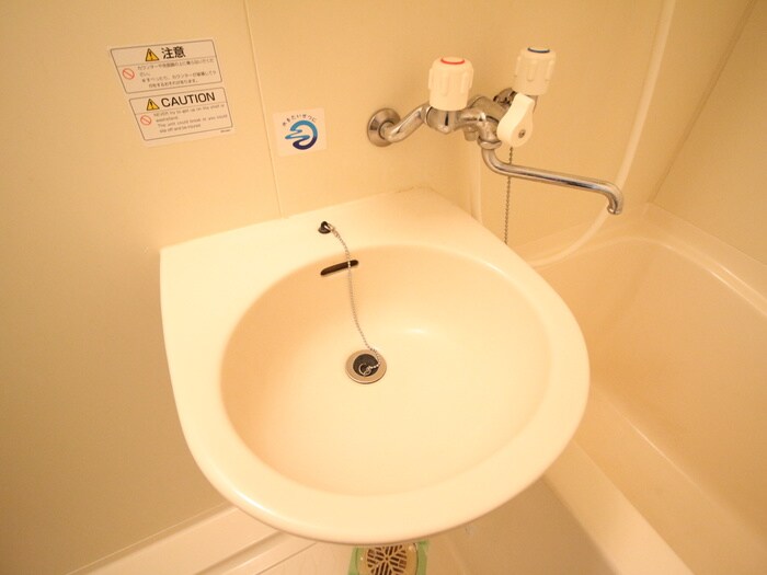 物件内観写真9　(洗面)