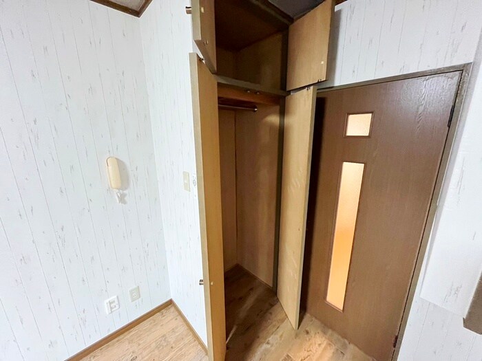 物件内観写真12　(収納)