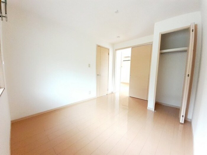 物件内観写真5　(居室)