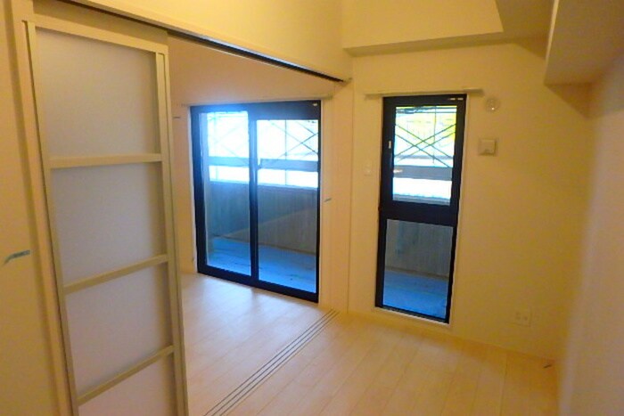 物件内観写真11　(居室)