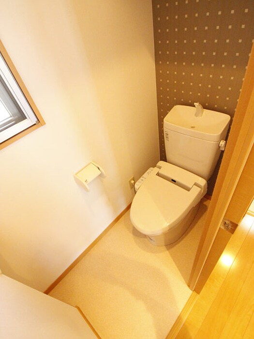 物件内観写真12　(トイレ)