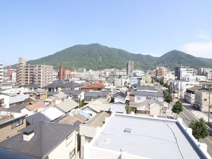 物件内観写真16　(室内からの展望)