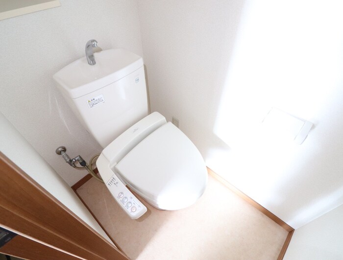 物件内観写真14　(トイレ)