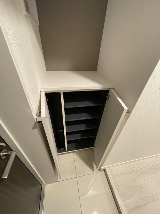 物件内観写真19　(靴箱)
