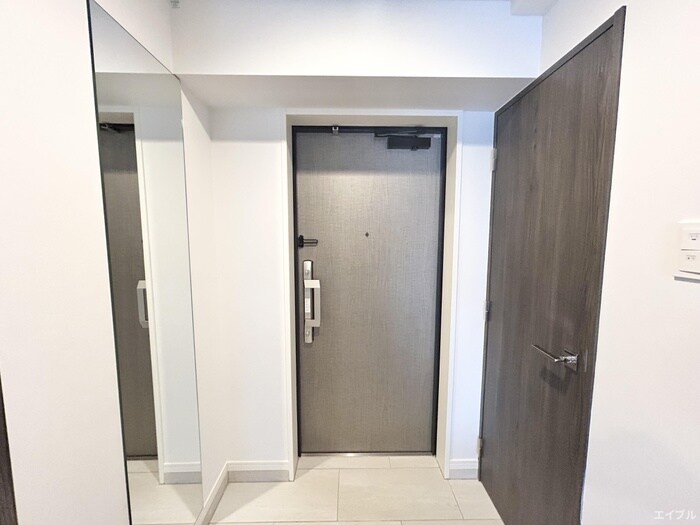物件内観写真22　(玄関)