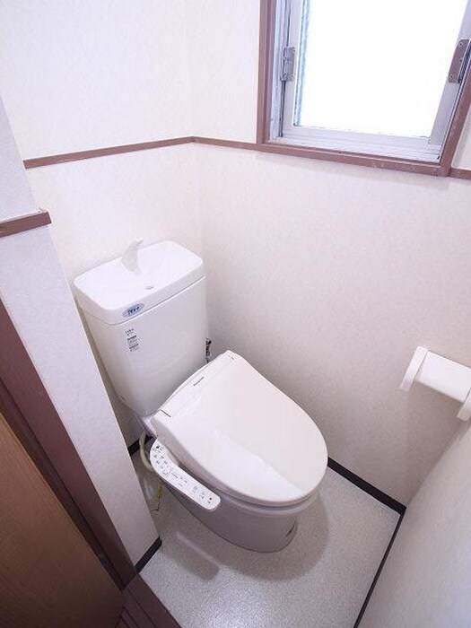 物件内観写真8　(トイレ)