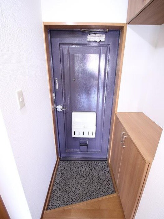 物件内観写真10　(玄関)