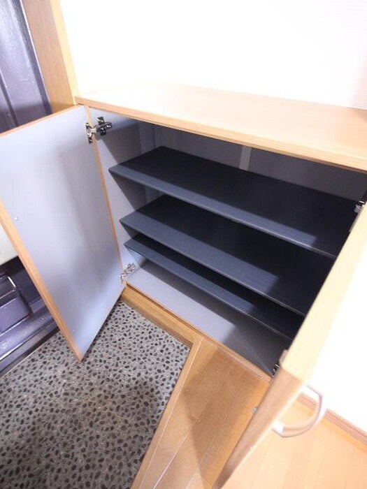 物件内観写真14　(靴箱)