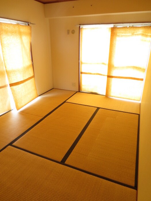 物件内観写真13　(居室)