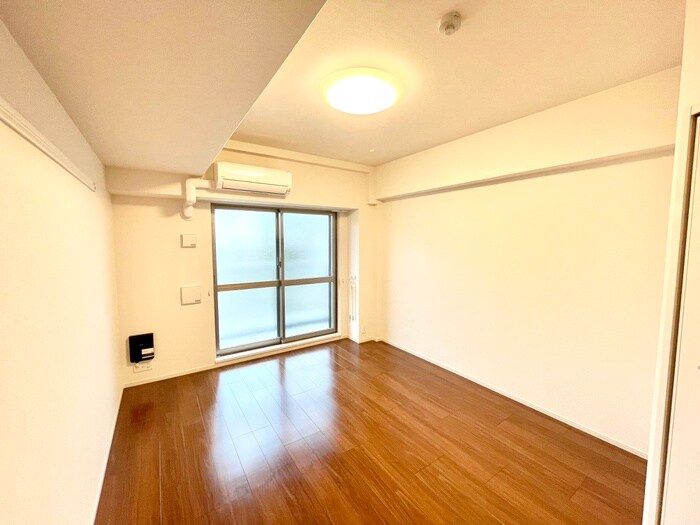 物件内観写真3　(居室)