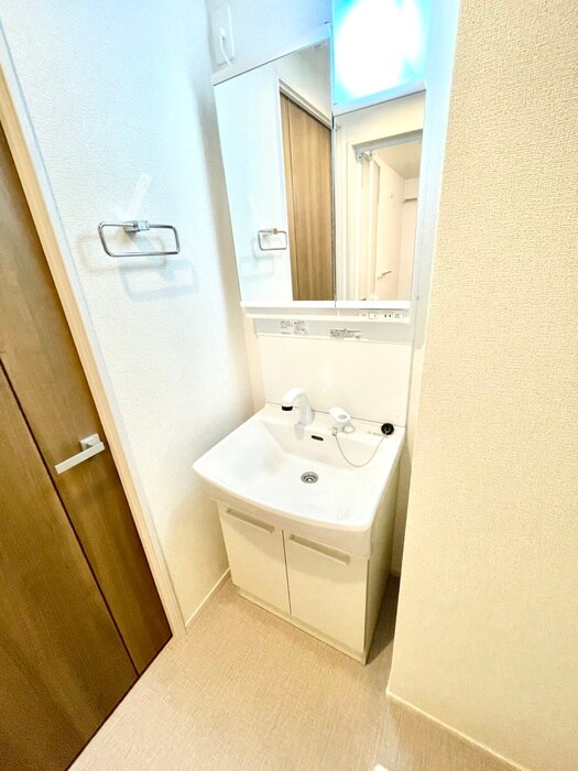 物件内観写真6　(洗面)