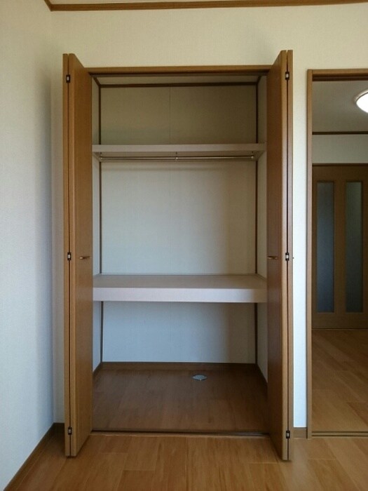 物件内観写真8　(収納)